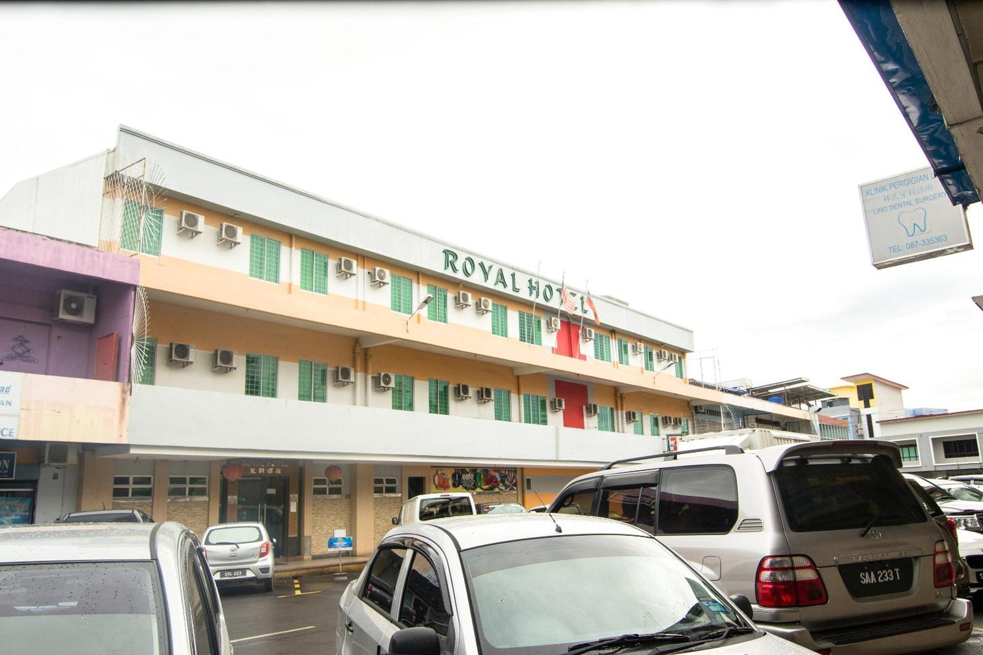Oyo 89408 Royal Hotel Keningau Exterior photo