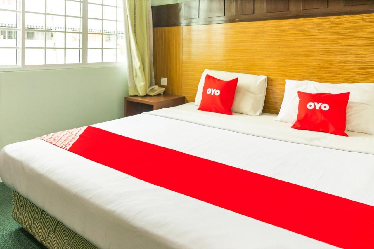 Oyo 89408 Royal Hotel Keningau Exterior photo